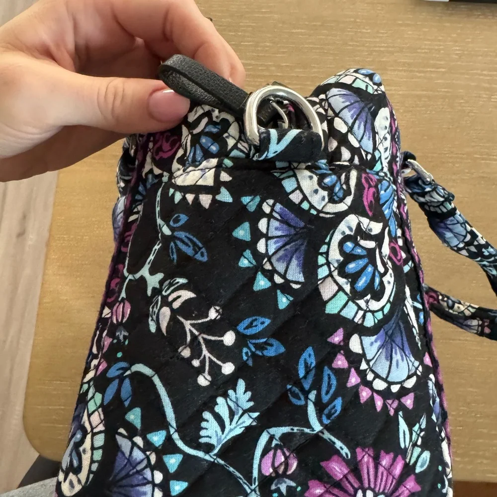 Vera Bradley Mini Duffel Bramble Print Quilted Purse Missing Long Strap - Picture 3 of 10